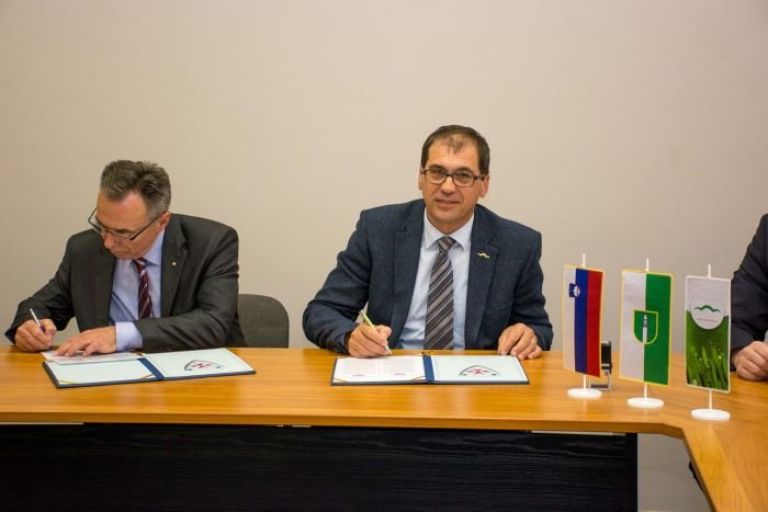 podpis_003_0001.jpg