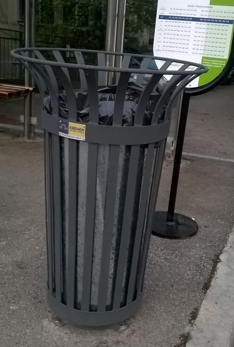 Trbovlje smetnjaki.jpg