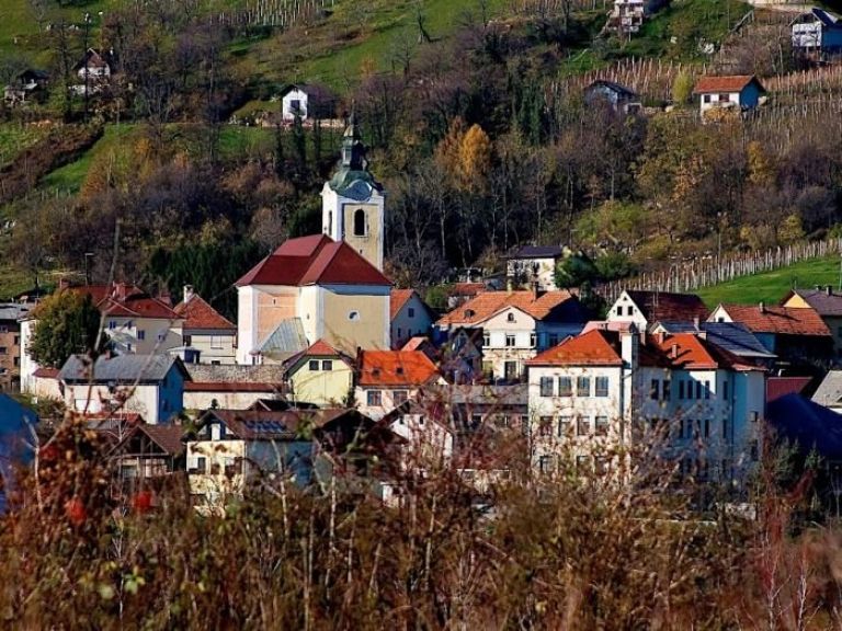zupnijska_cerkev_1.jpg