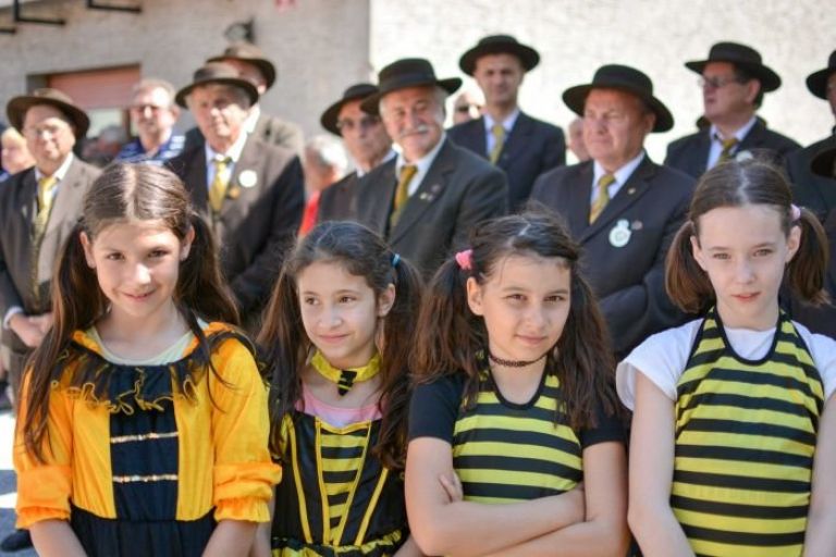 postavitev_obelezja_009.jpg