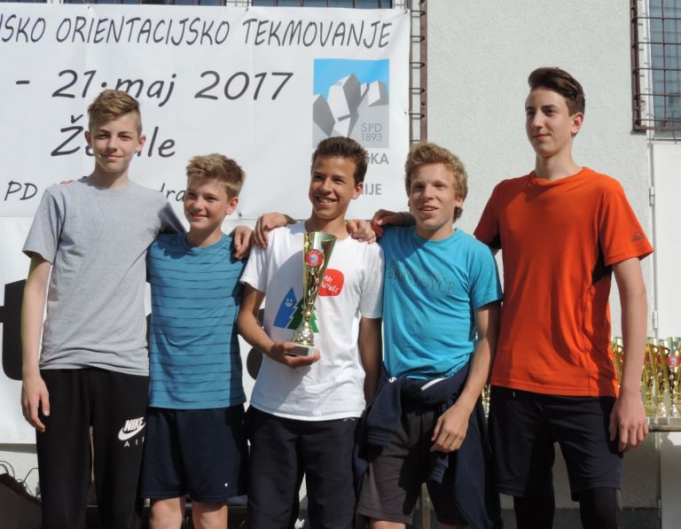 _z_ekipa_pd_dobrovlje_braslovce___drzavni_prvaki_v_kategoriji_b__foto_rok_dajnko_.jpg