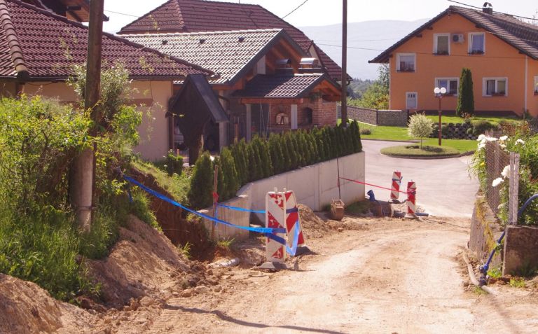 s_zloganje_cesta_1.jpg