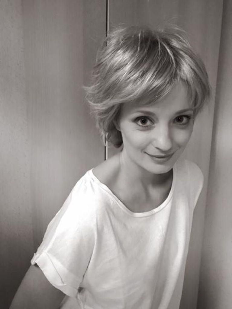 ajda smrekar.jpg