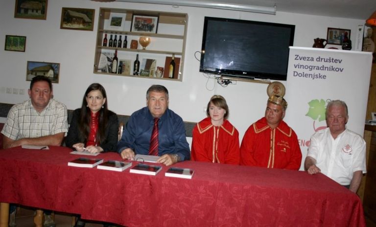 o_tednu_cvicka_in_o_vinu___kopija.jpg