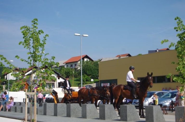 cerkev_001.jpg
