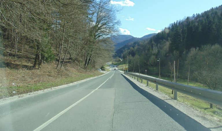 Trojanska cesta.JPG