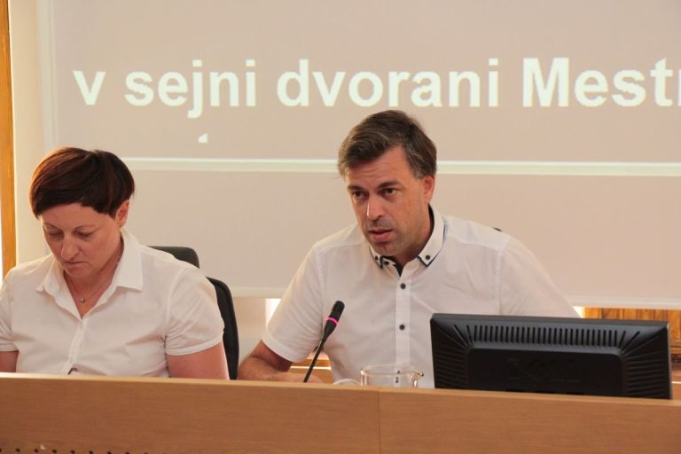 izredna_seja_nm01.jpg