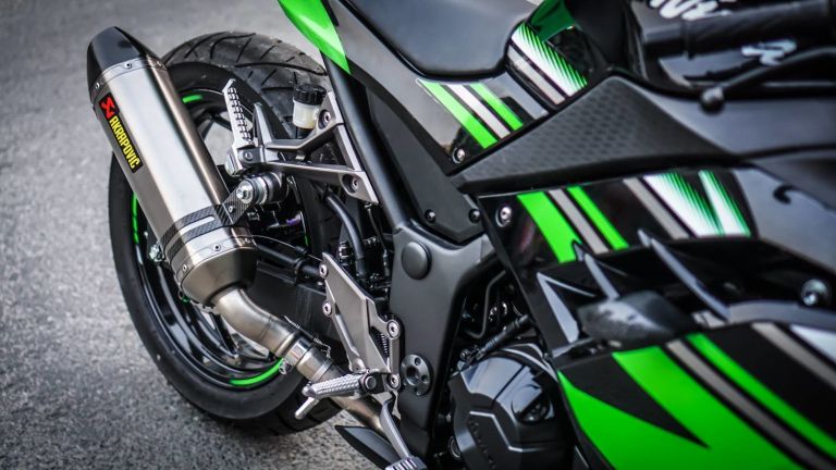 akrapovic_1_fb_stran.jpg