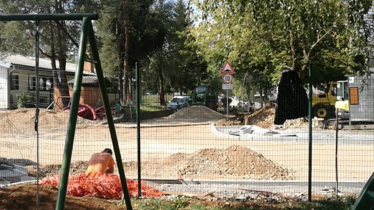 kidriceva_ulica_crnomelj_gradnja.jpg
