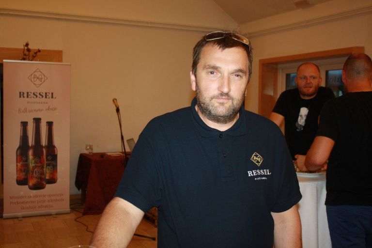 img_5608_000.jpg