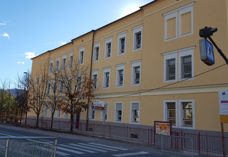 Trbovlje OŠ Ivana Cankarja.jpg
