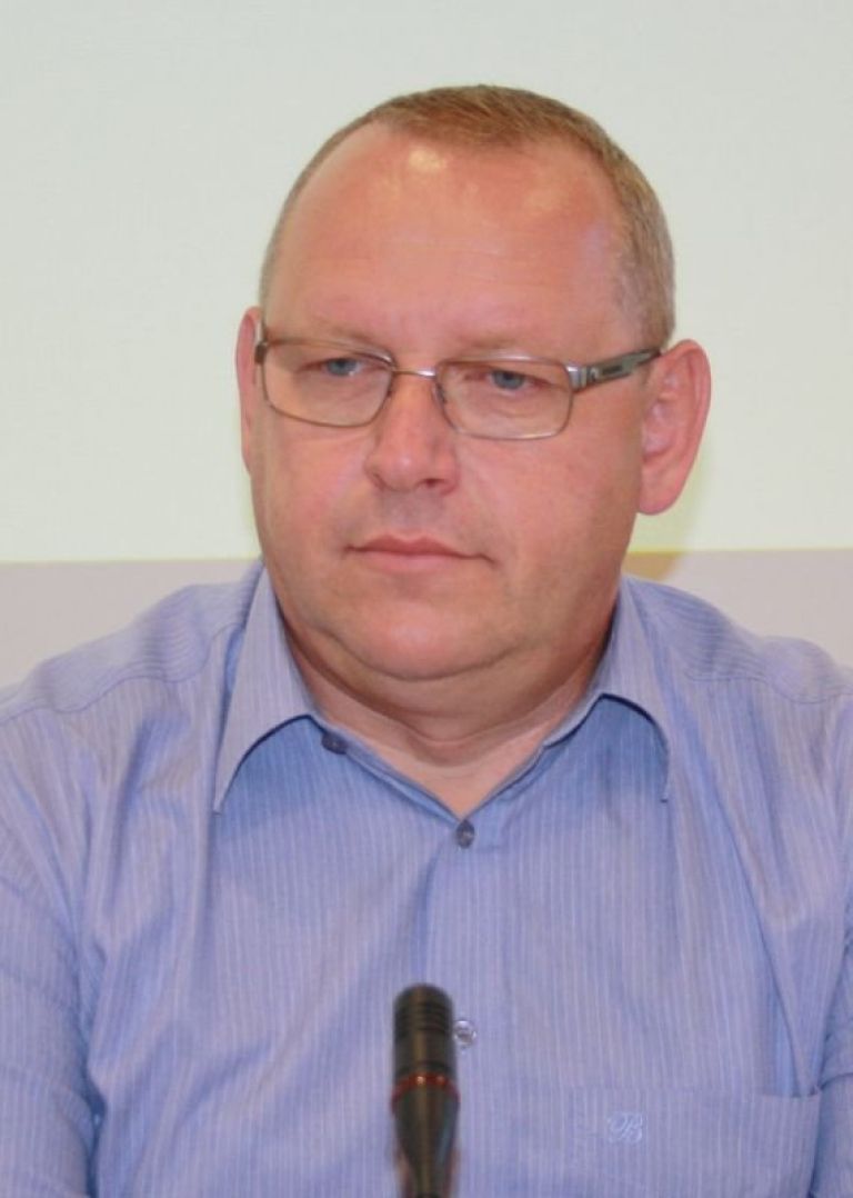 borut_sustarsic_ja.jpg