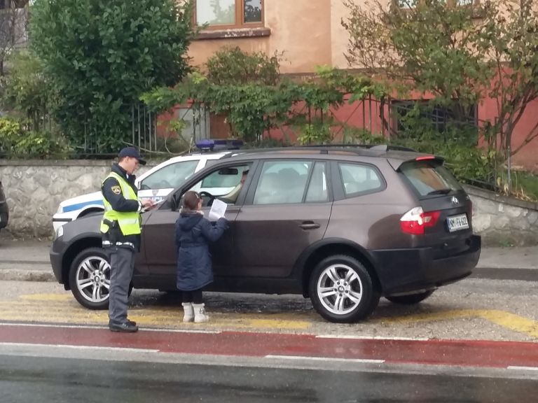 otroci_in_policija_2.jpg