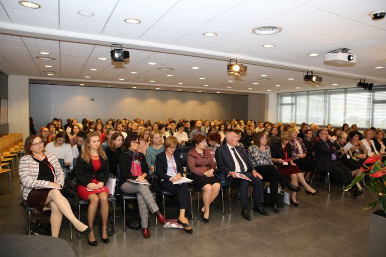konferenca__2_.jpg