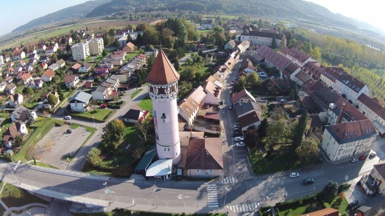 staro_mestno_jedro_vodovodni_stolp.jpg