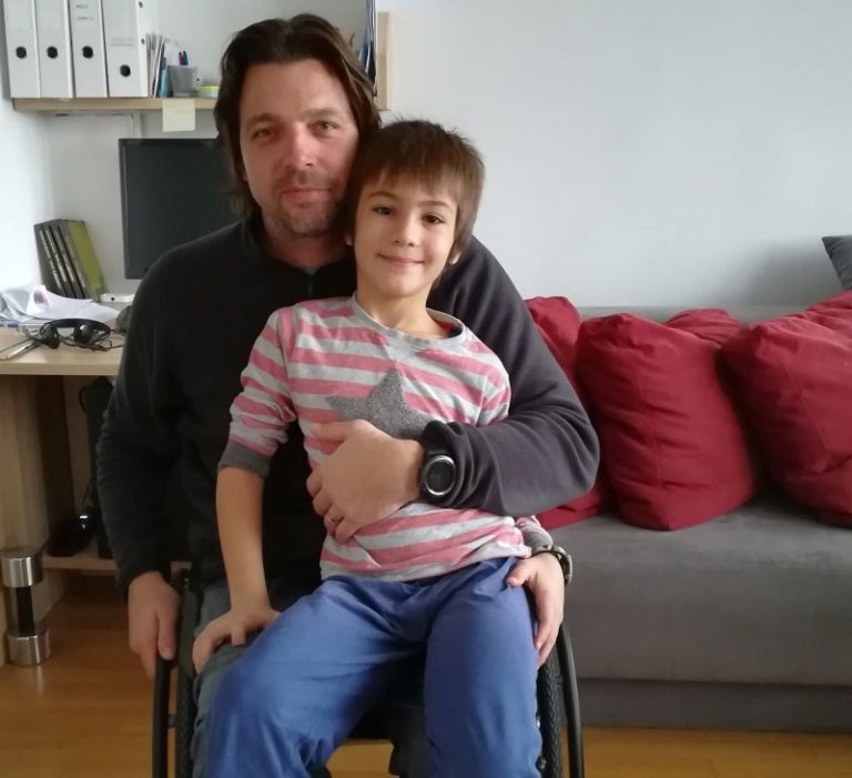 luka_breznik_s_sinom_a.jpg