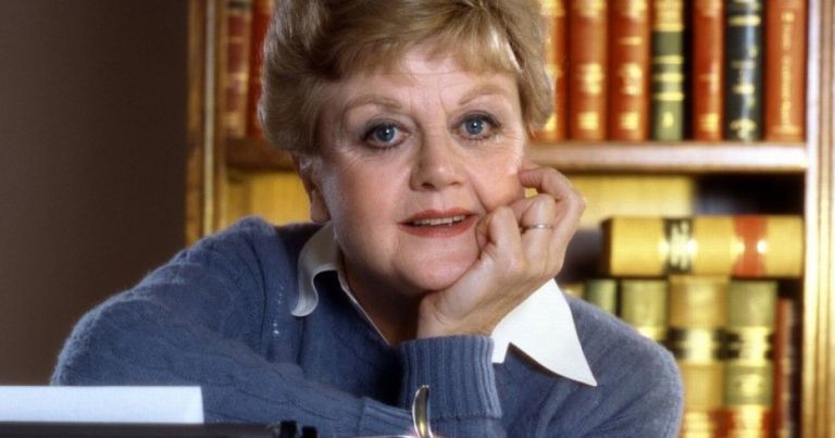 Angela Lansbury 2.jpg