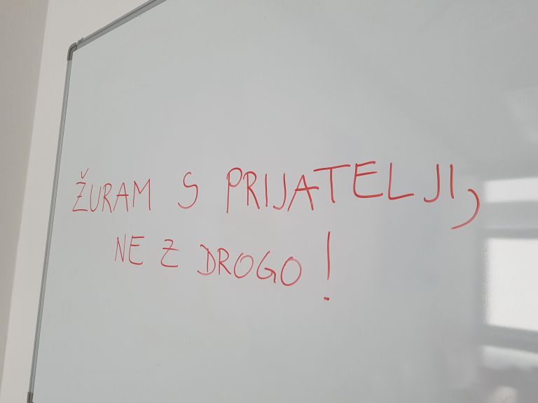 _zuramdj__2__000.jpg