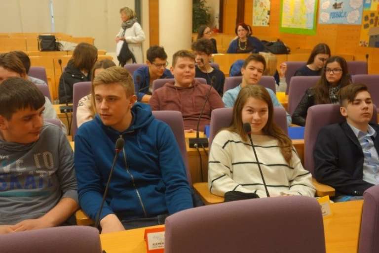 otroski_parlament_krsko___4.jpg