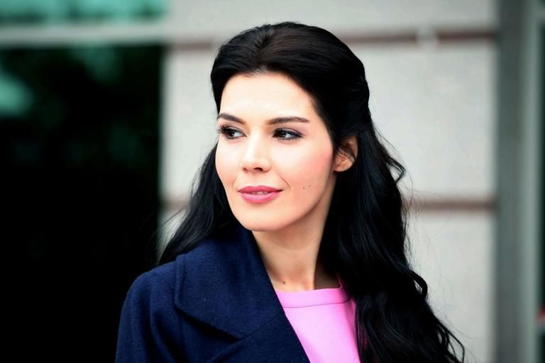 Hatice Şendil.jpeg