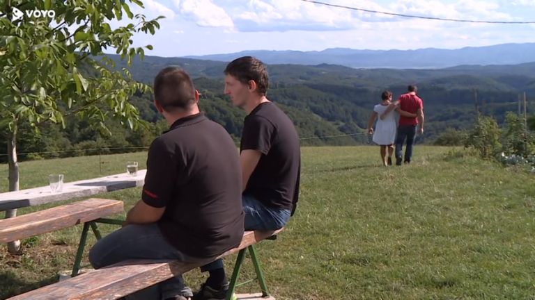 razočarana fanta.jpg