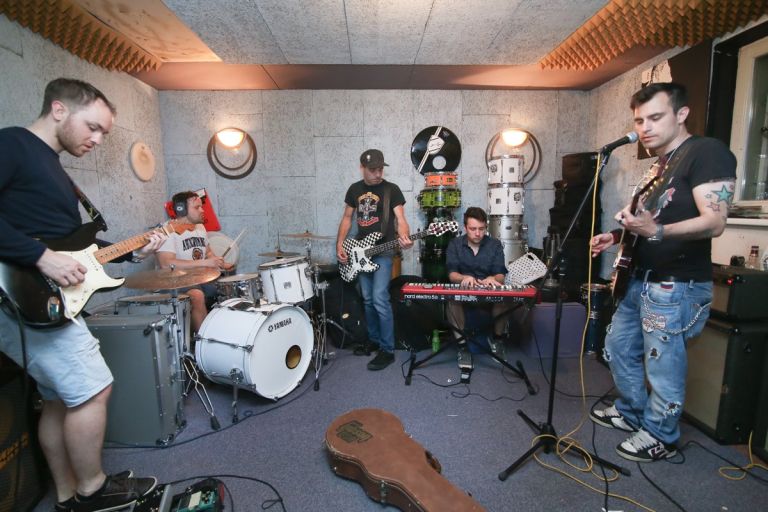 omar_naber___band_med_vajo_.jpg