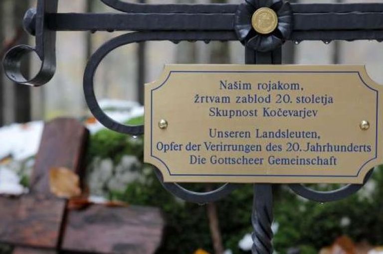 _zzzzzzzbrez_naslova.jpg