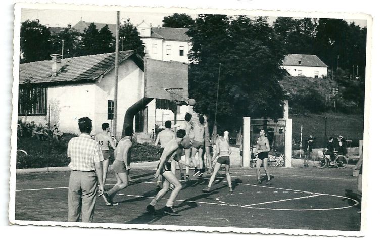 prvi_dom_01.jpg