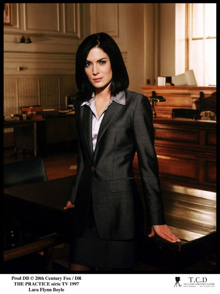 Lara Flynn Boyle.jpg