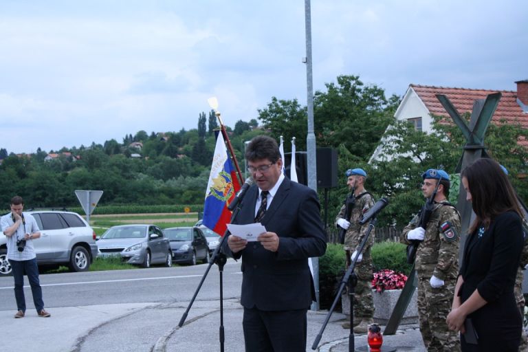 nalsovnczup_000.jpg