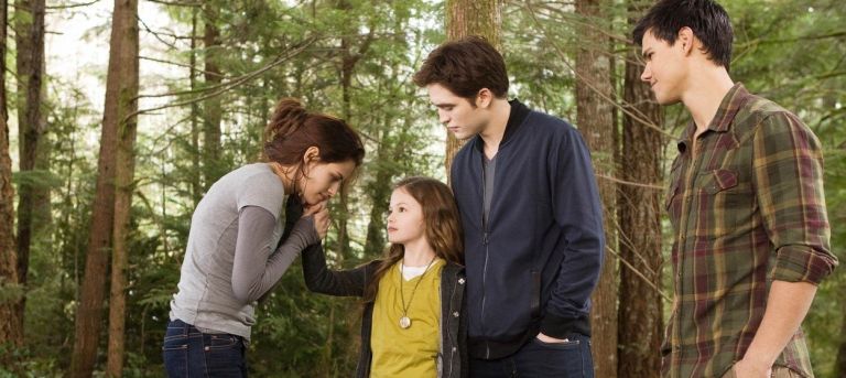 Mackenzie Foy.jpg