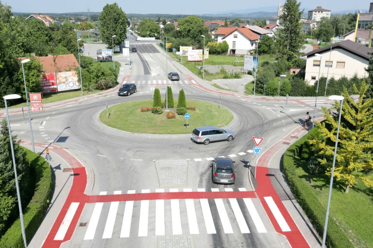 bizeljska_cesta_rondo_2.jpg