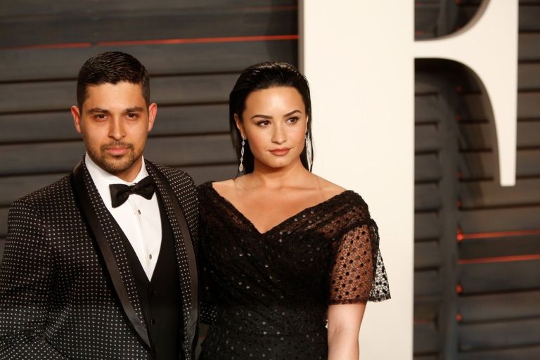 Wilmer Valderrama, demi lovato 2.jpg