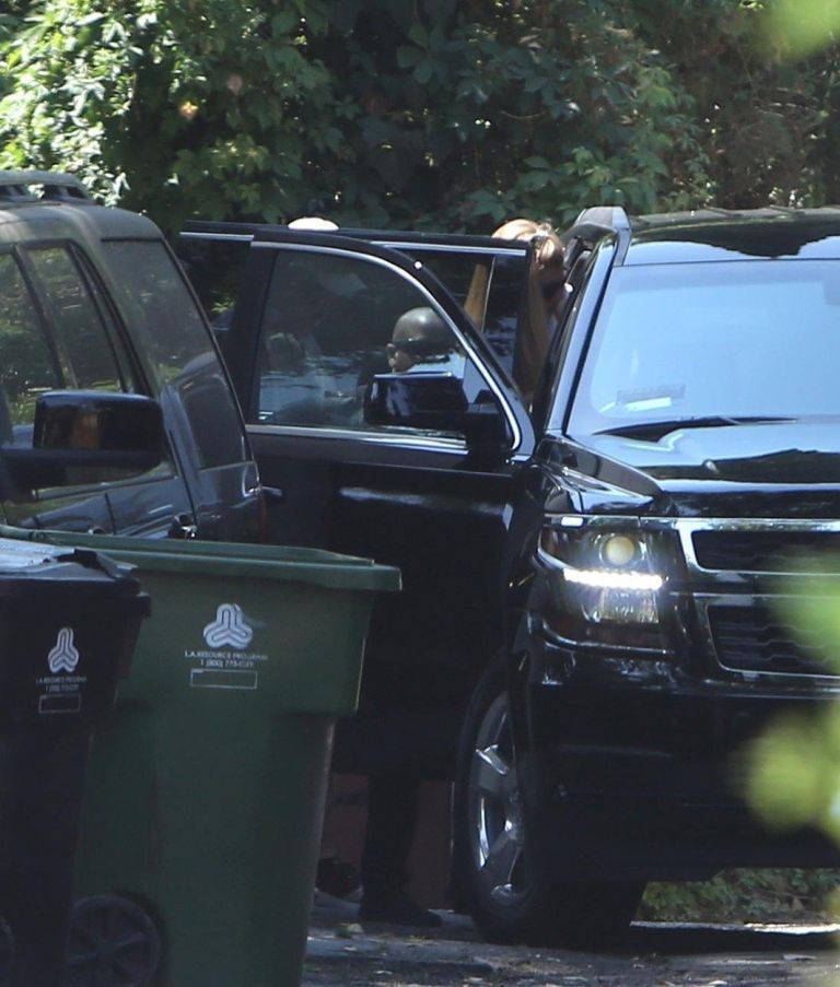 demi lovato mama paparaci.jpg