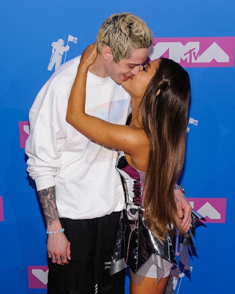 ariana grande in pete davidson