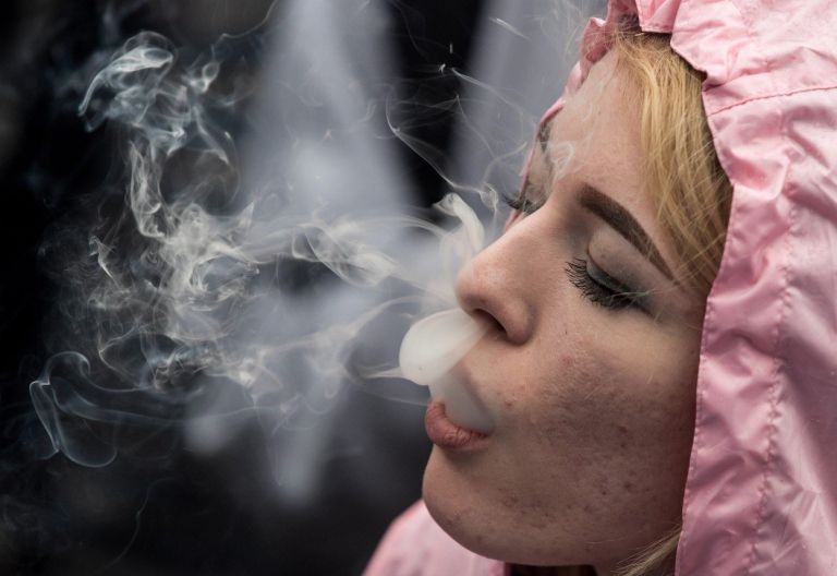 konoplja, marihuana, trava, vutra, ganja