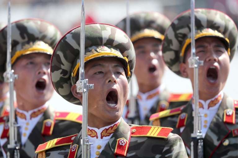 severna koreja_parada.jpg
