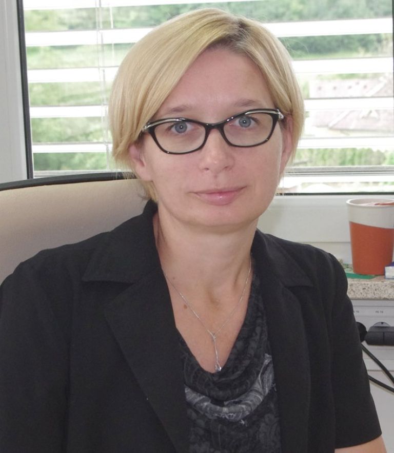 d36_irenacengijapeterlin.jpg