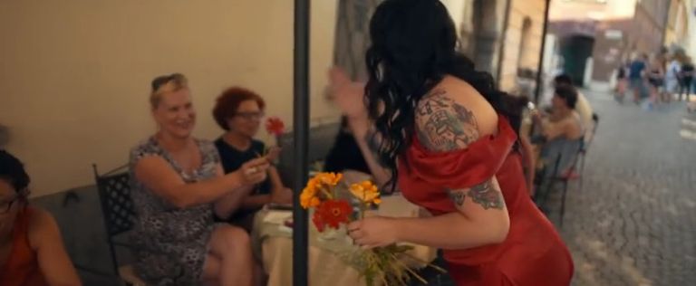 maja založnik smejem se salome.jpg