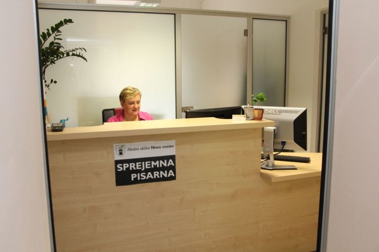 pisarna02.jpg