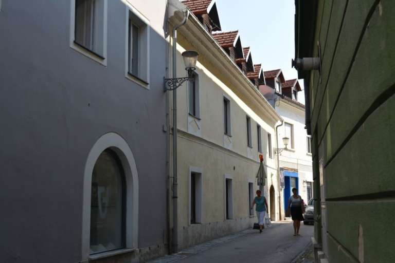 stanovanja.jpg