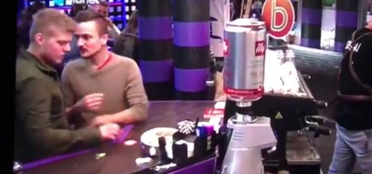bar erik sandi.jpg