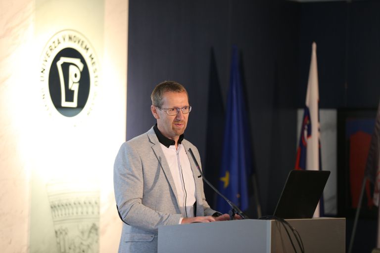 _zzzkonferenca__4_.jpg
