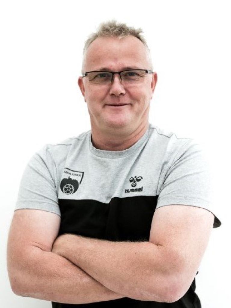 _zzziztok_adam_trener_starejih_dekov_mrk_krka.jpg