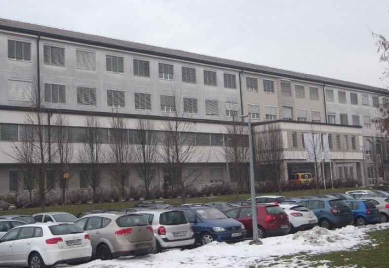 porodnisnica_novo_mesto.jpg