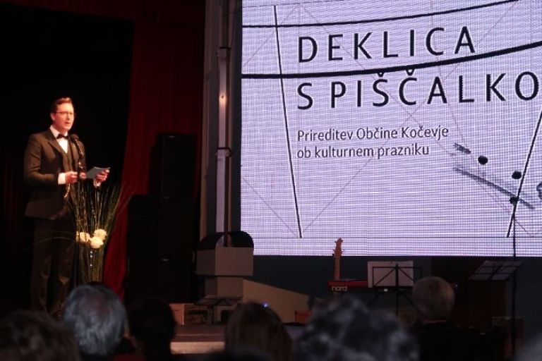 deklica008.jpg