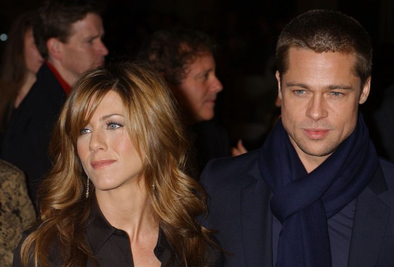 jennifer aniston in brad pitt.jpg