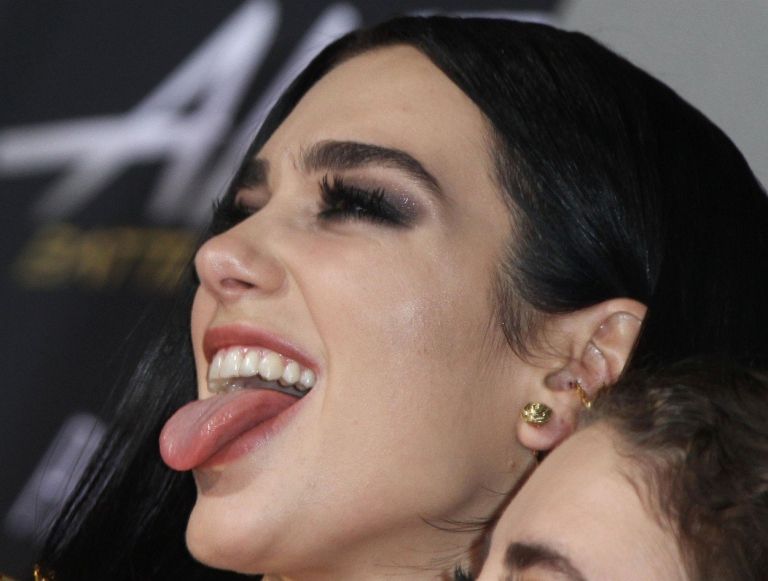 dua lipa.jpg