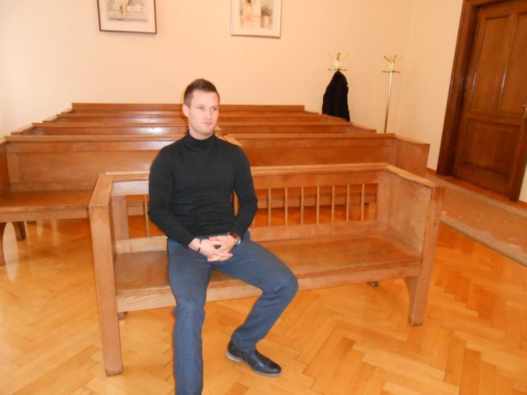 anze_kures.jpg