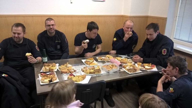 pite_stevila_pi_za_policiste.jpg